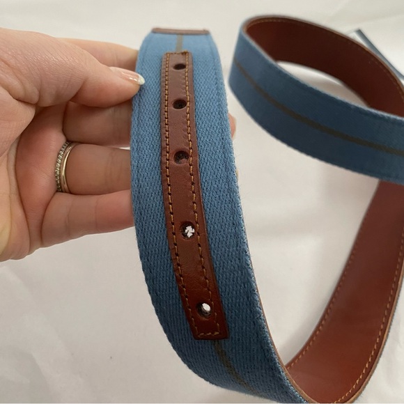 Men’s Vineyard Vines NWT Reversible Leather & Webbing Navy & Brown Stripe Belt - Picture 4 of 7